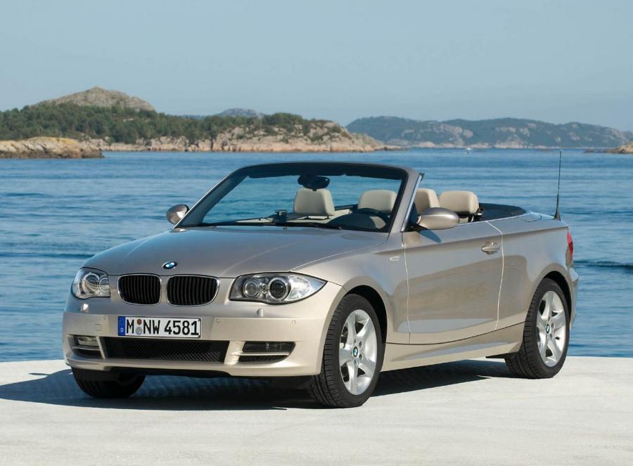  BMW 1-Series Convertible 2008 года  (фото 29 из 52)